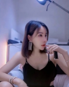 ����ݸʽ�����Ը���Ů